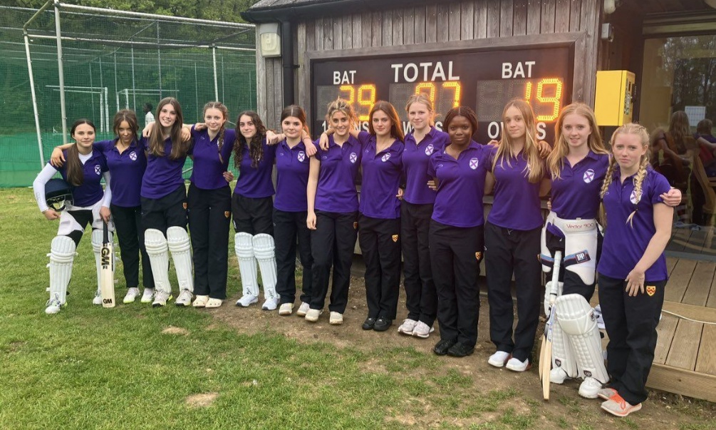 Oratory Cricket Girls' U15s record 10 wicket victory in first competitive fixture